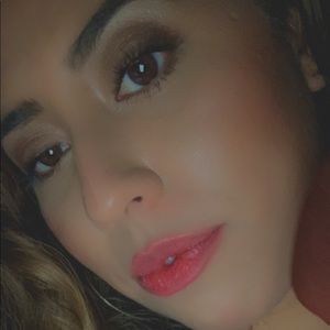 Meet your Posher, Marcella